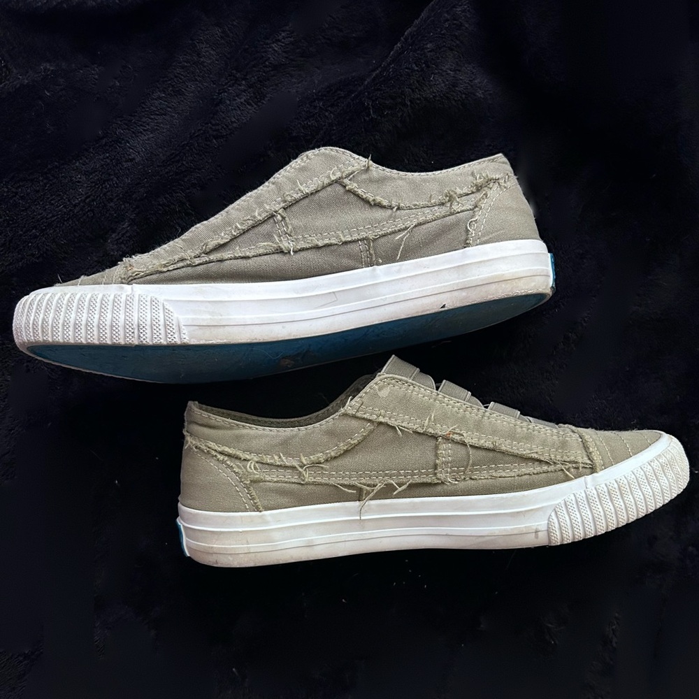 BLOWFISH MAURA Khaki Sneakers. Size 7.5 - Picture 6 of 14